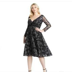 Mac Duggal Prom/Evening/Formal Gown Sz 14w Black Lace Applique, V Neck, Floral